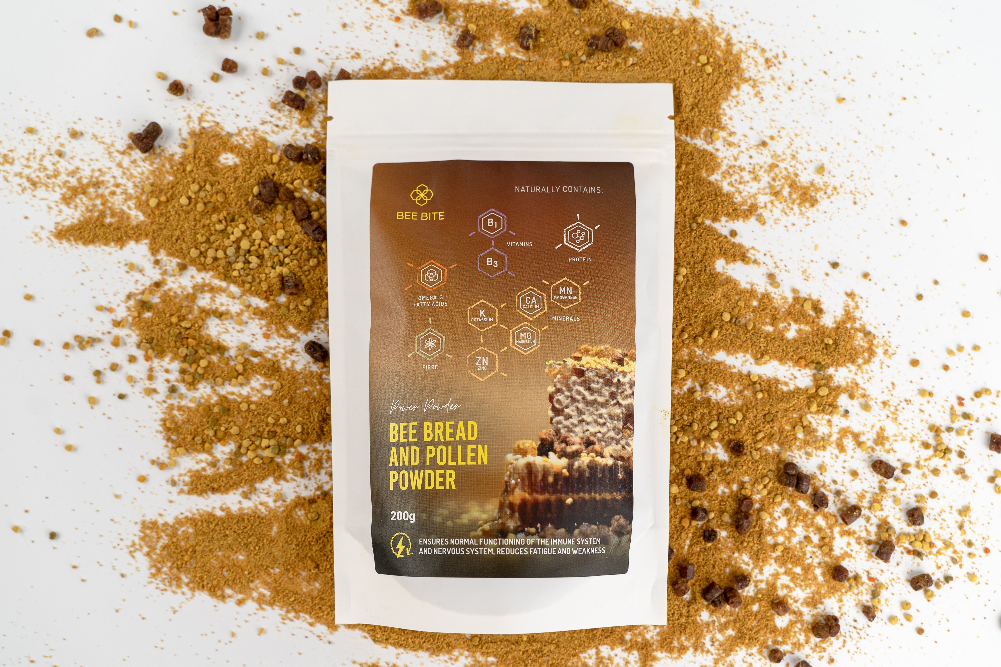 Bee bread and pollen powder